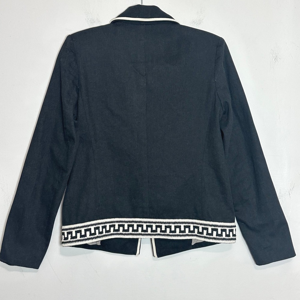 Laveer Black Cropped Blazer White Piping & Greek Key Trim Made in NYC Size 8 - Picture 3 of 7